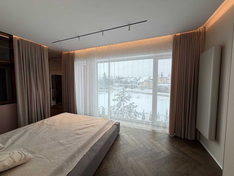 Продам будинок в Брюховичах з сучасним ремонтом