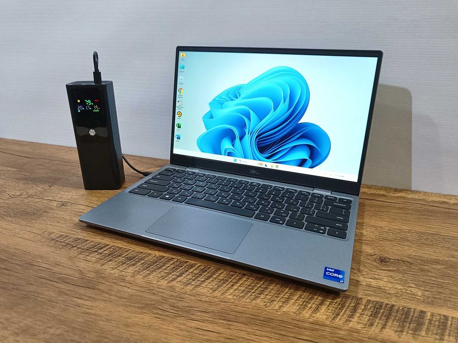 i7-1165G7 / SSD 512 GB / 8 GB DDR4 / Full HD IPS / Dell 3320