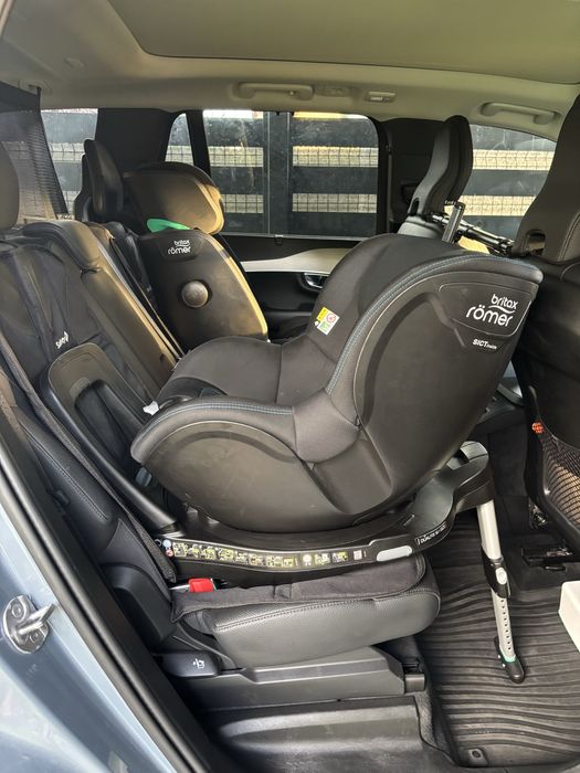 Fotelik Britax Romer Dualfix i-Size RWF, obrotowy 0-3 lat/ 0-18 kg