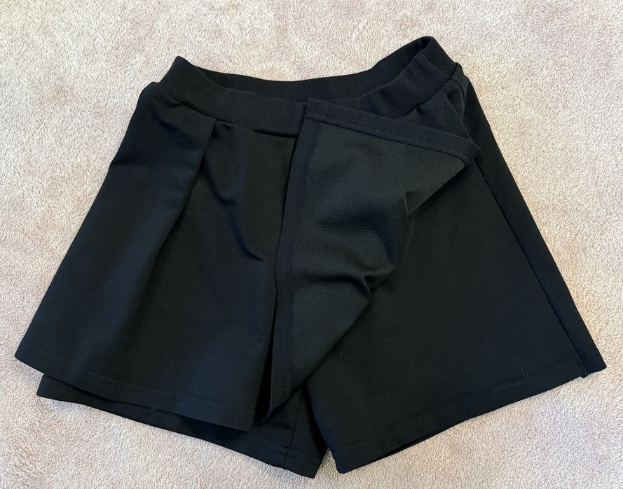 Шорти для школи