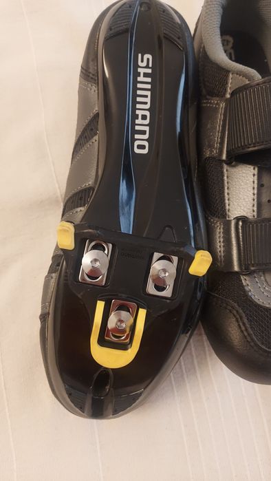 Sapatos de ciclismo Shimano 42 com encaixe para pedal