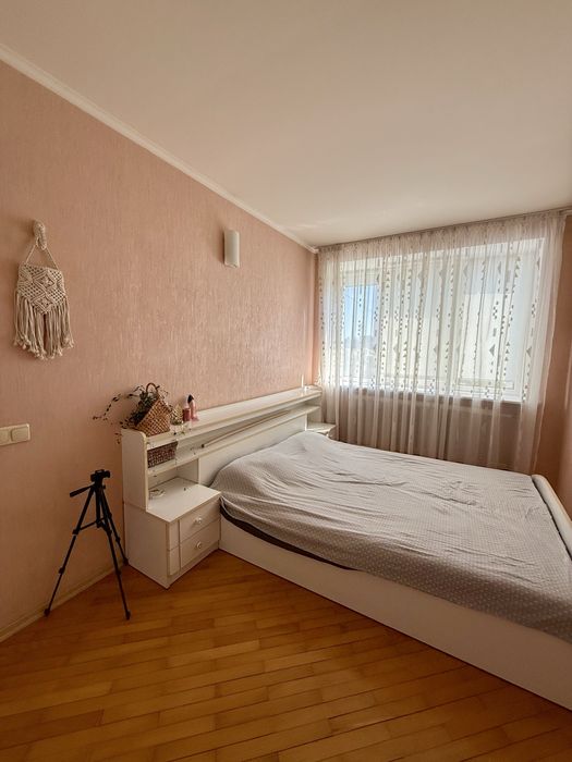 Продаж трьохкімнатної квартири в центрі Києва/вул. Іллєнка 63