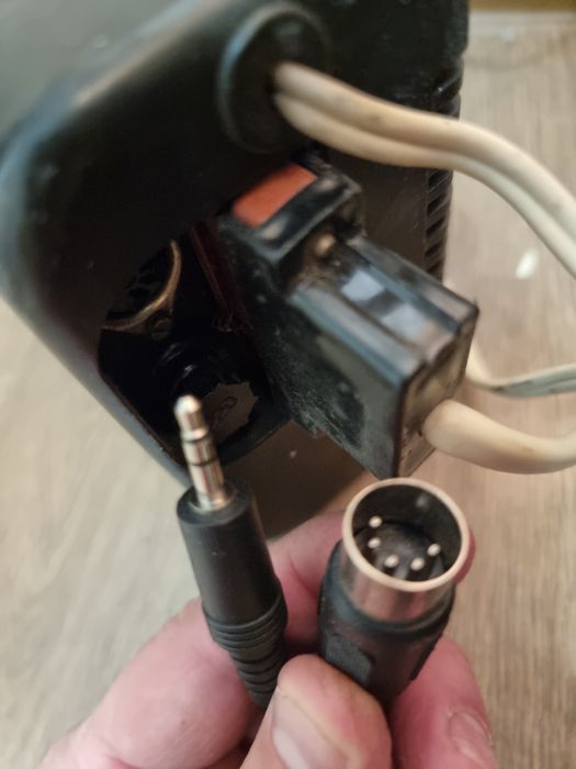 Торшер кольоровий світломузичний на підлогу , повністю робочий .Вінтаж