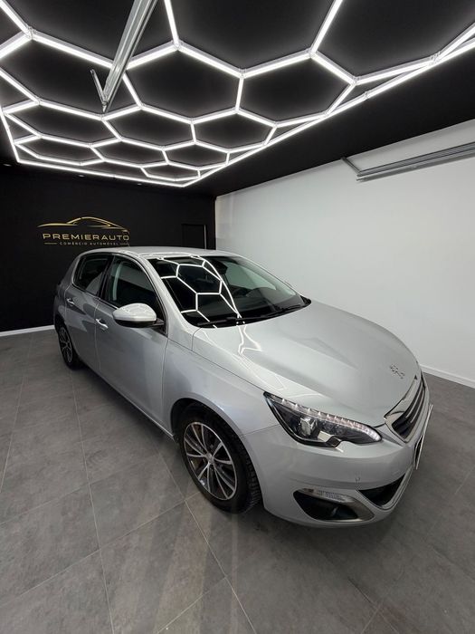 Peugeot 308 1.2 PureTech Business Line foto 4
