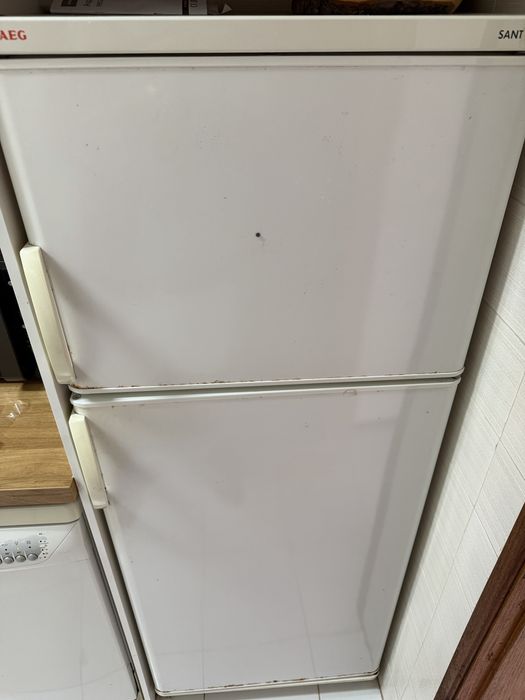 Frigorífico combinado c/ congelador AEG