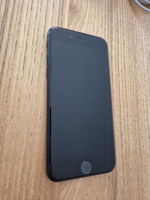 Iphone SE 2020 drugiej generacji