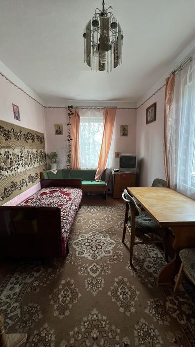 Продам двокімнатний будинок у селі Фалиш, вул. Шевченка