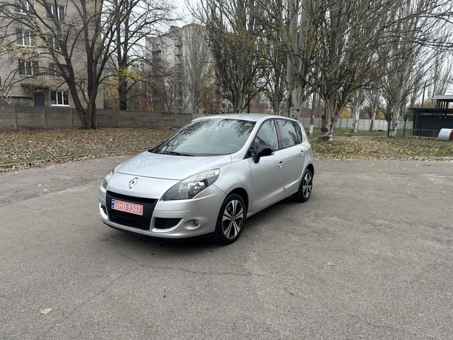 Авто рено сценик 2011. 1.6 дизель