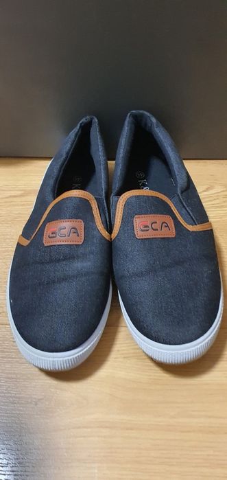 Calçado -Sapatos Homem