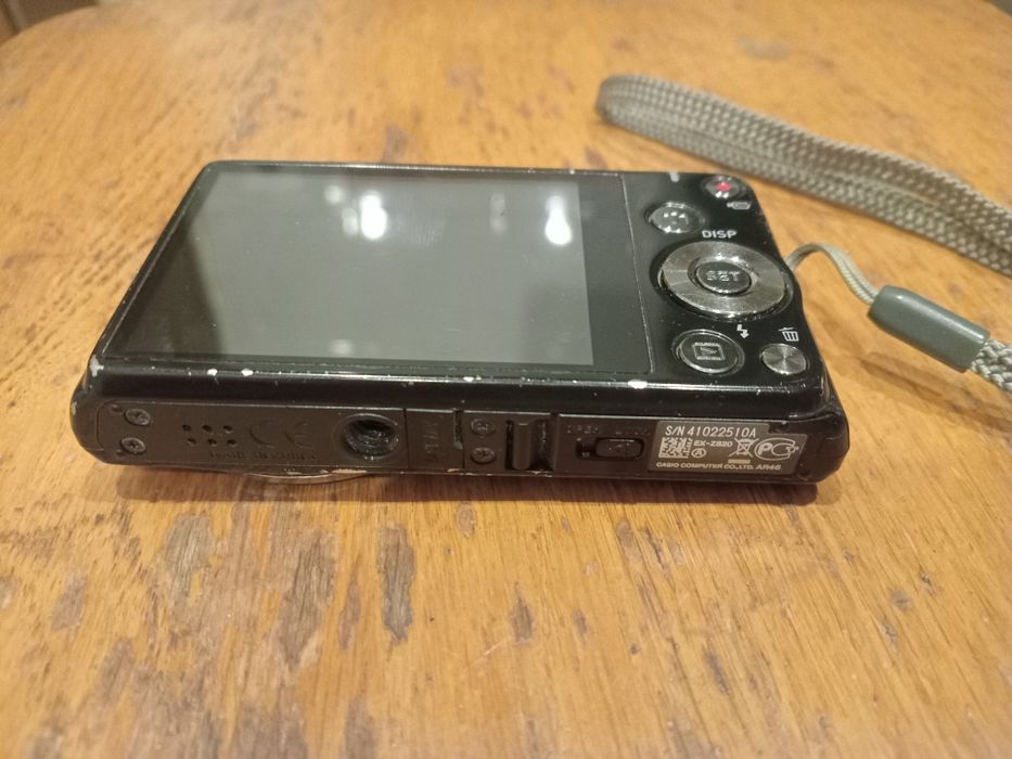 Фотоаппарат Casio Exilim ZS20