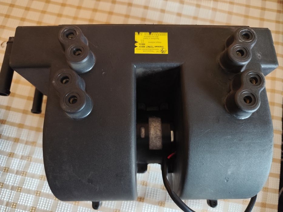 Продам Пічку салону Термо 8000 . Обігрівач салону авто 12в