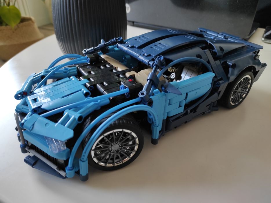 Klocki Bugatti Chiron technic Lepin