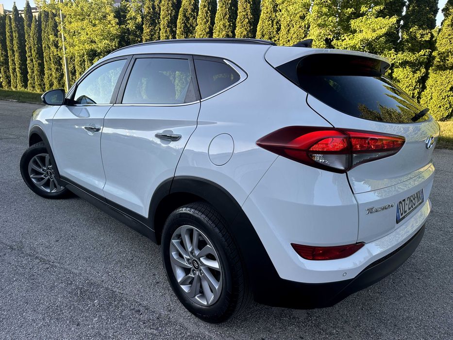 HYUNDAI TUCSON 1.7 CRDI FULL BiXenon LED Skóra Kamera Panorama Keyless