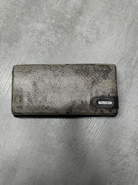 Женский кожаный кошелек