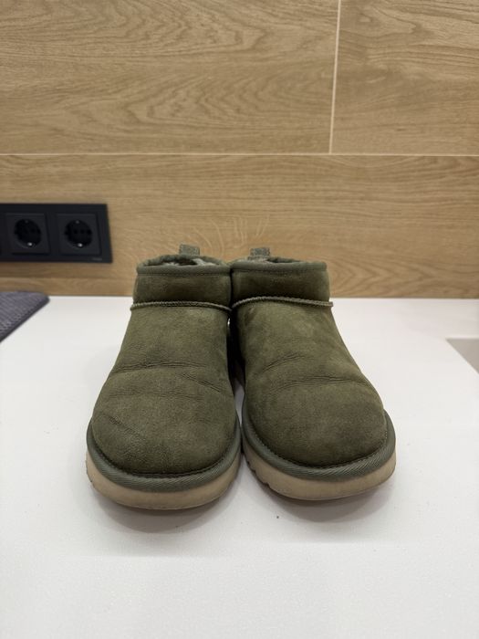 Замшеві ботинки Ugg
