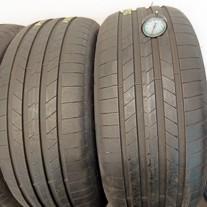 235/45R18 Goodyear Eagle