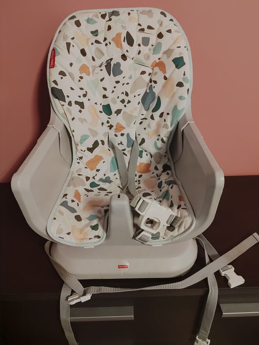 Fotelik do karmienia fisher price