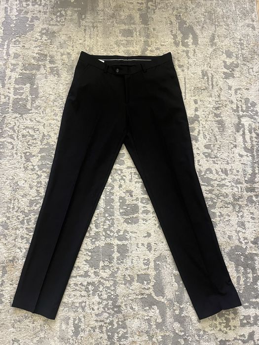 Czarny garnitur męski