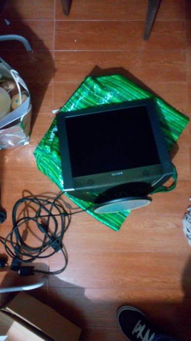 Monitor Sony usado em bom estado