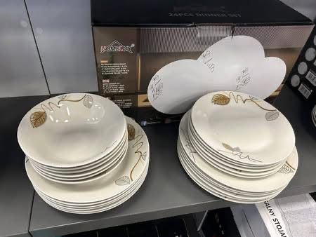 Zestaw Obiadowy Porcelany 24 el