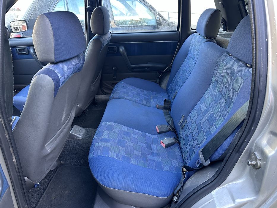 Fiat punto.64988336864001124