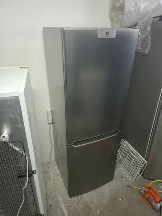 Frigorífico combinado balay inox a um preço acessível