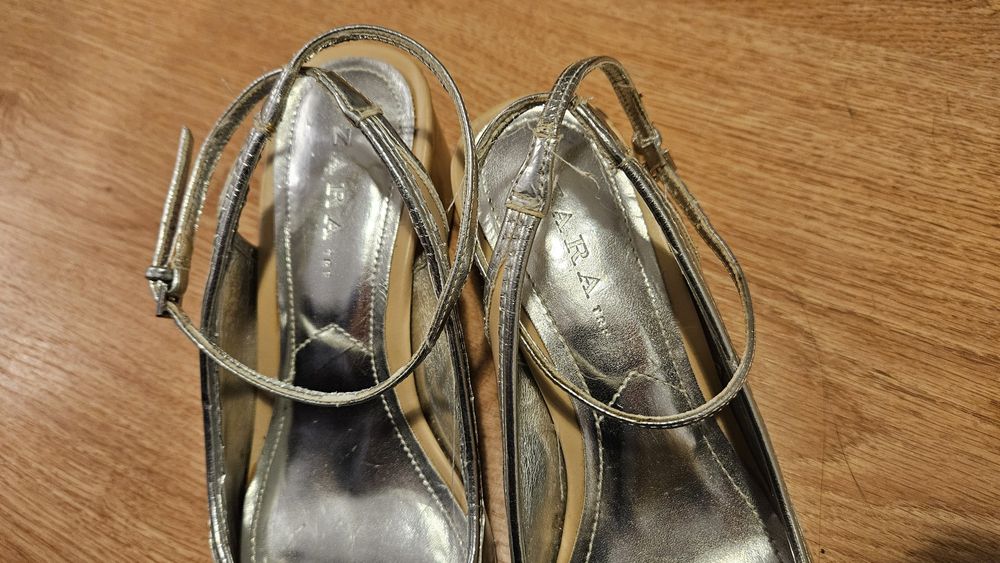 Buty Zara na niewysokim obcasie półbuty beżowy czarny rozmiar 37