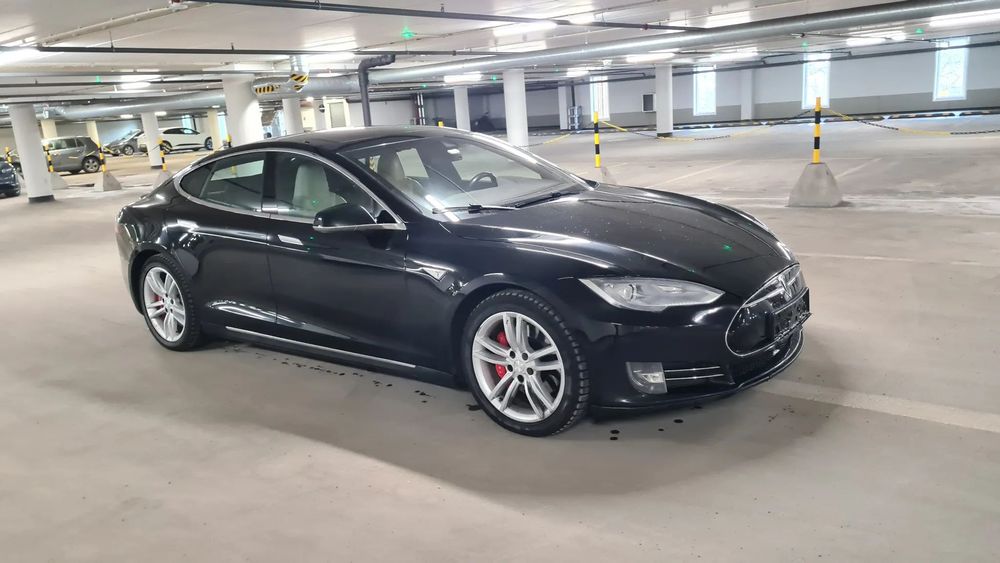 Tesla Model S PERFORMANCE P85D, 700Koni, darmowe ladowanie. Nowa bateria, felgi 21"