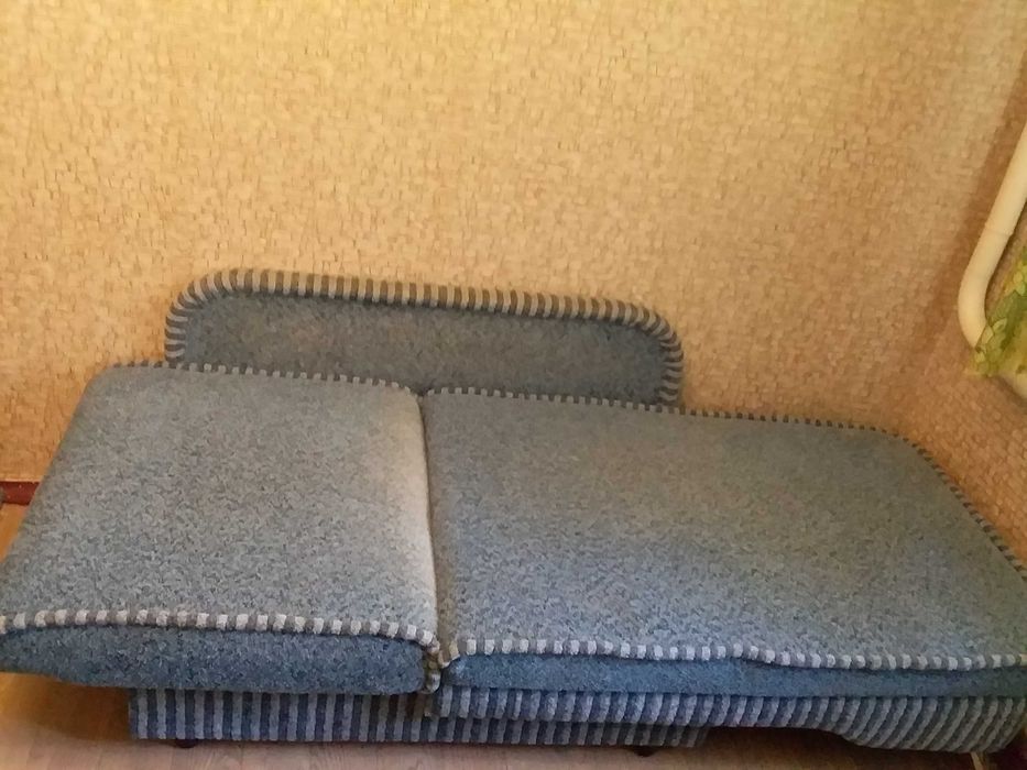 Продам диван-малютка.