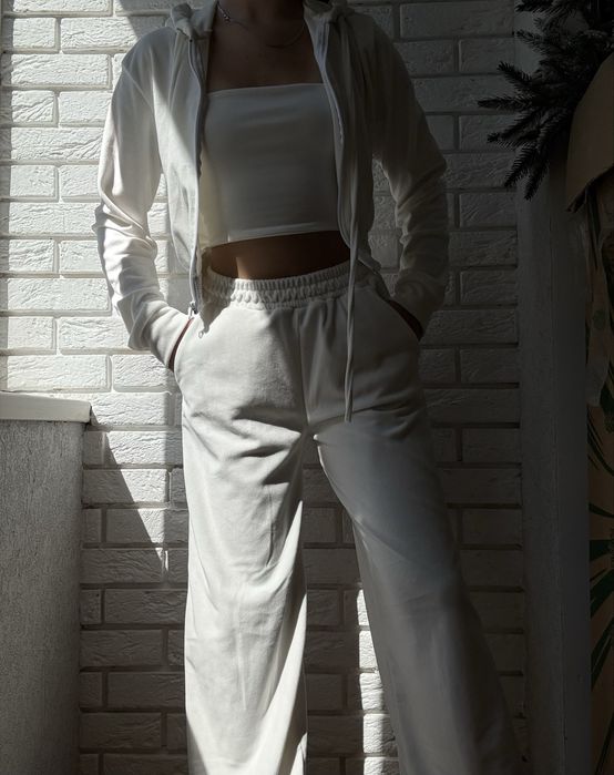 Білий костюм ( худі + штани)