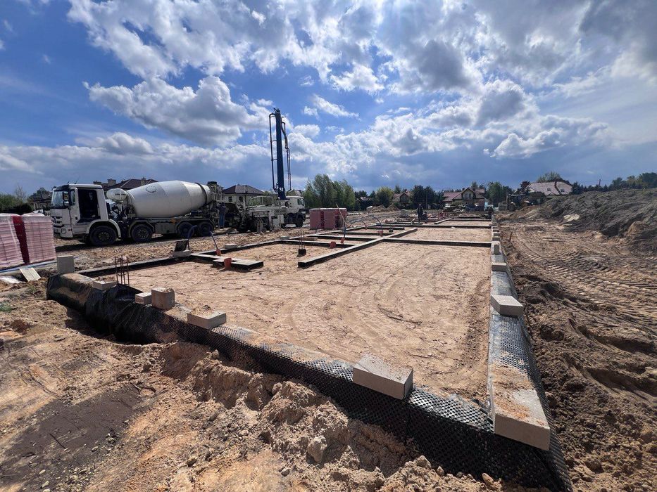 Budowa domów, Fundamenty wolne terminy na czerwiec/lipiec