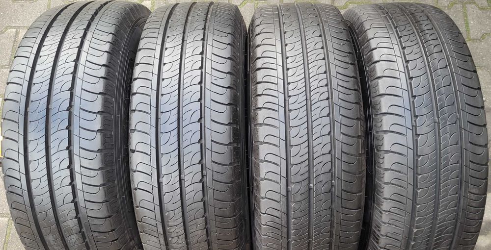 Opony letnie 2x Goodyear Cargo 215/65 R15C 104/102T DOT20 #2637