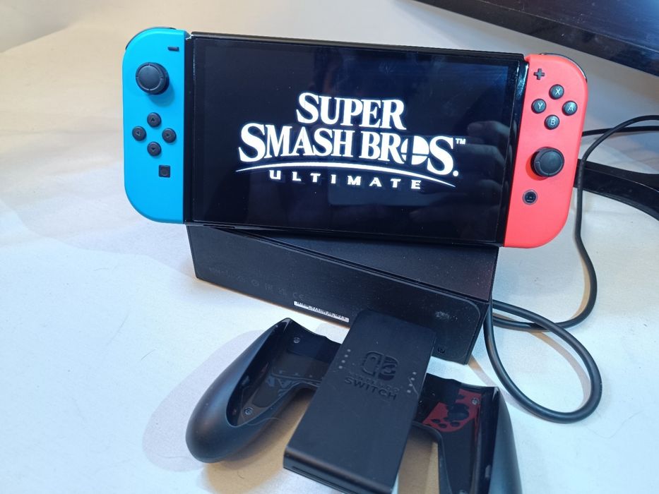 Nintendo Switch OLED – Conjunto completo – Excelente estado