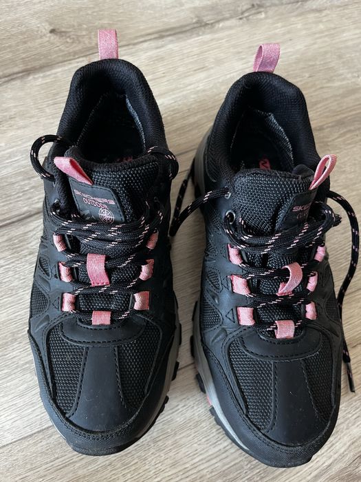 Кросівки Skechers