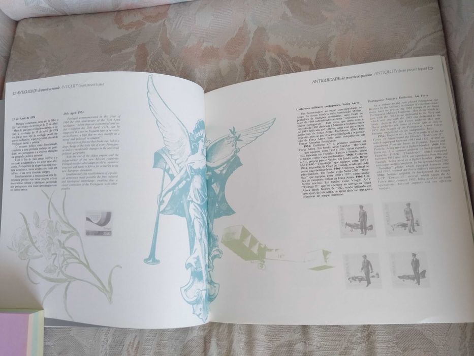 Livro "Portugal em selos 1984"
