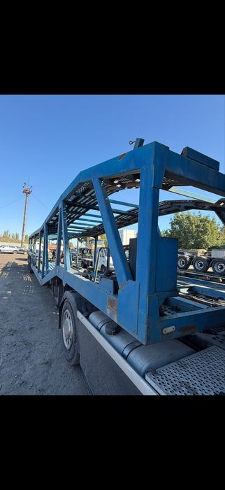 Продам автовоз на 8 авто