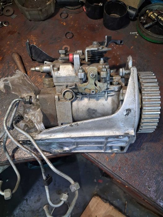 ТНВД BOSCH 068130081C, 0460494179