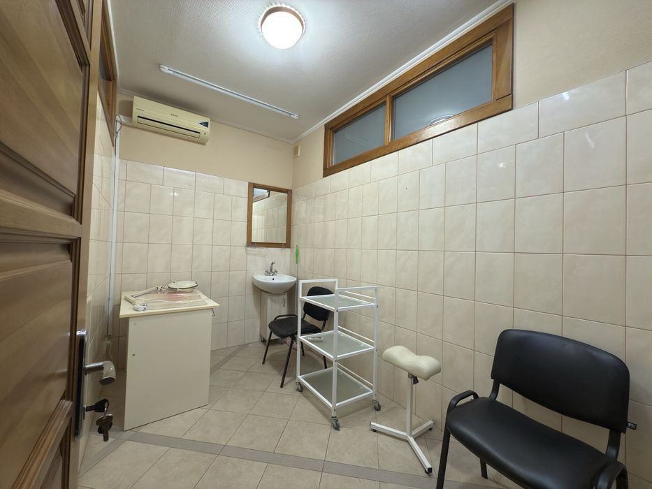 Здається в оренду кабінет вул. Харківська. Центр.