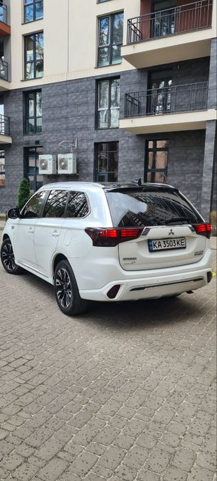 Mitsubishi Outlander PHEV 2018р.