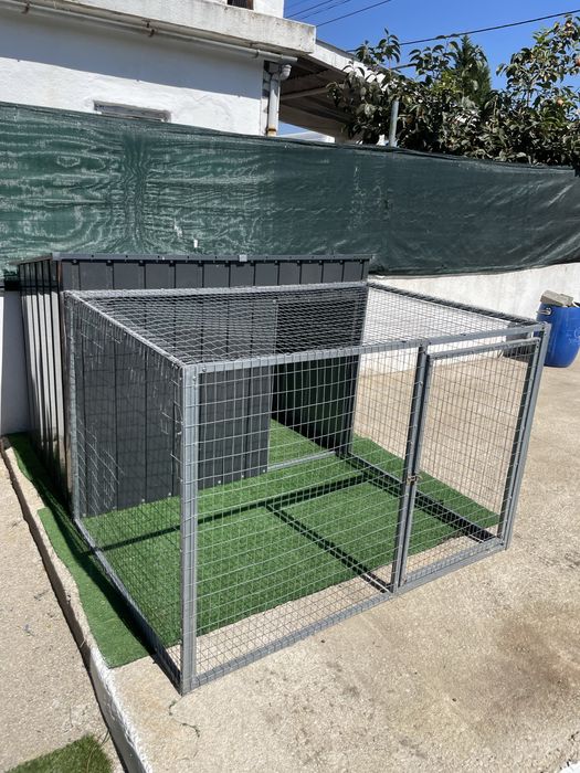 Casa para cães/ coelhos