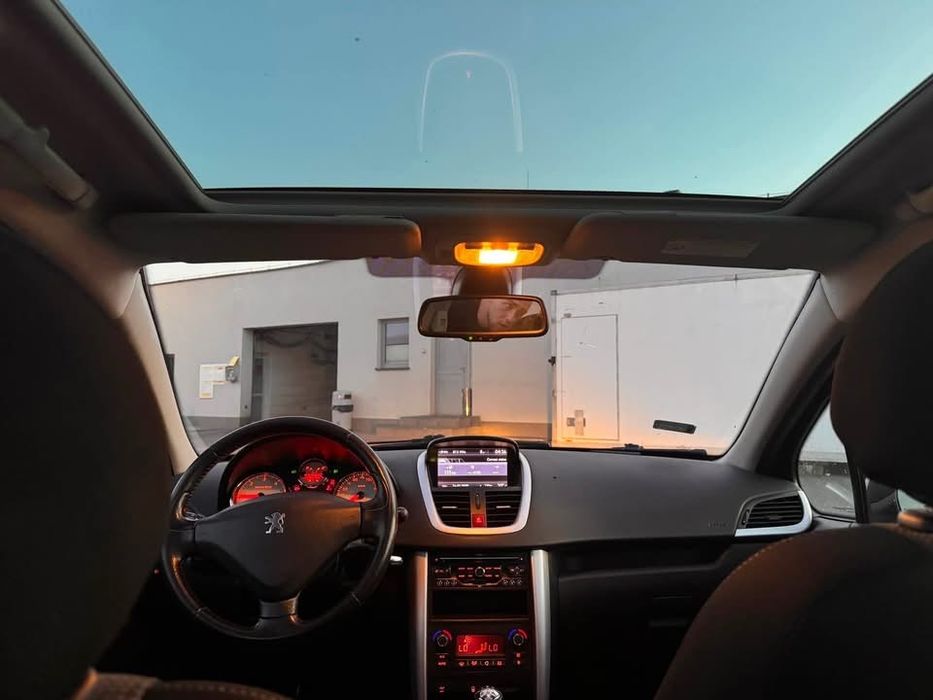 Peugeot 207sw 2010