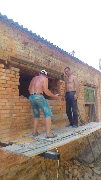 Демонтаж стін, перегородок, алмазне буріння свердління різка