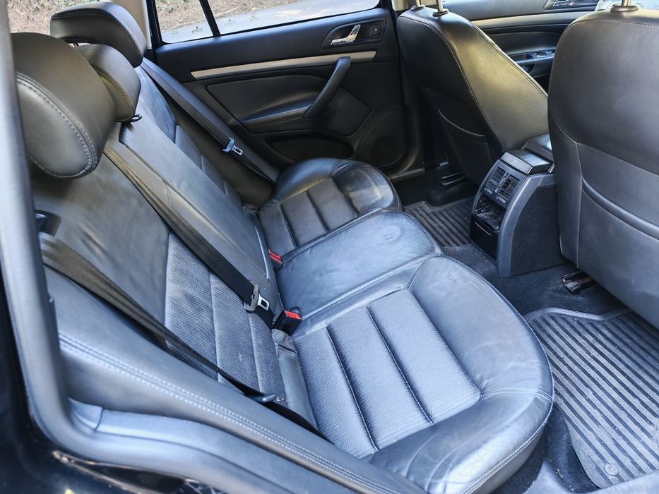 Skoda Octavia 2.0 TDI caixa automática