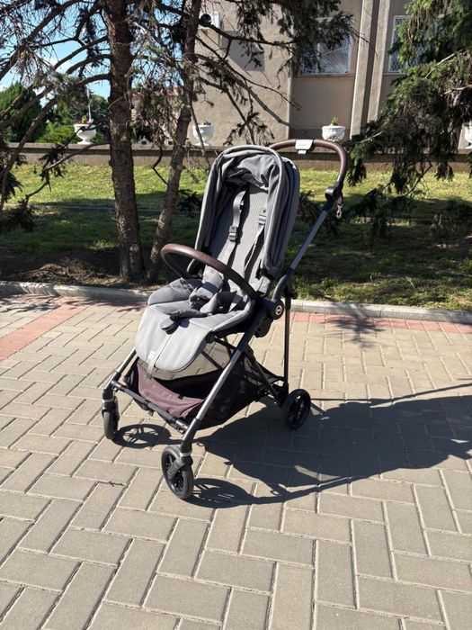 Продам коляску Cybex Melio
