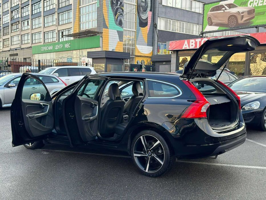 Volvo V60, 2.0 дизель, 2011 рік