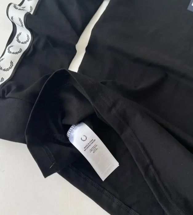 Лонгслів Fred Perry