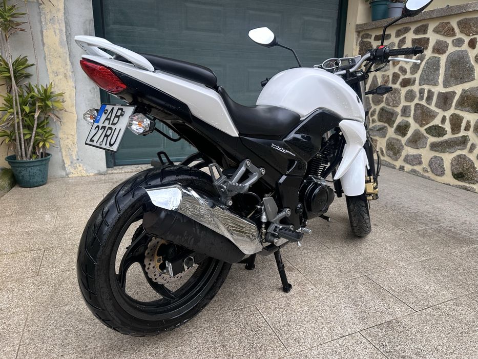 Sym wolf 125cc como nova.