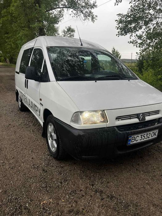 Продам бус Citroen Jumpy 2000р