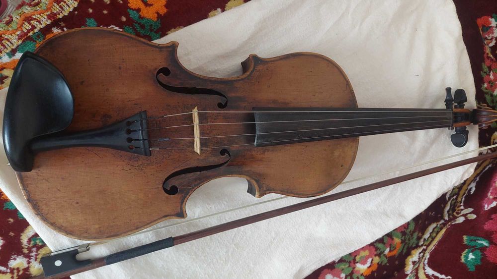 Продам скрипку, старовинна. Львів
