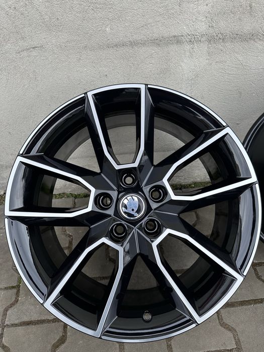 Диски титани R18 Skoda Audi Vag 5x112 ЦО57.1 оригінал superb oktavia golf passat